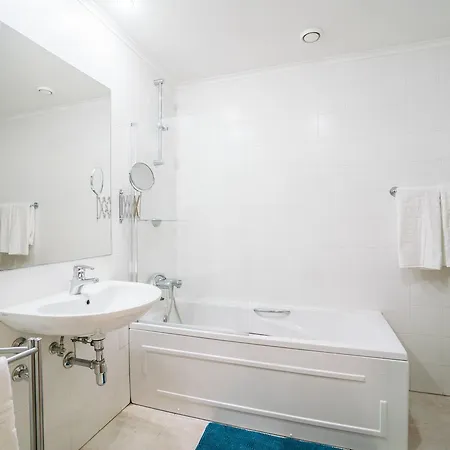 Shortstayflat Quiet & Relaxing * Lisboa